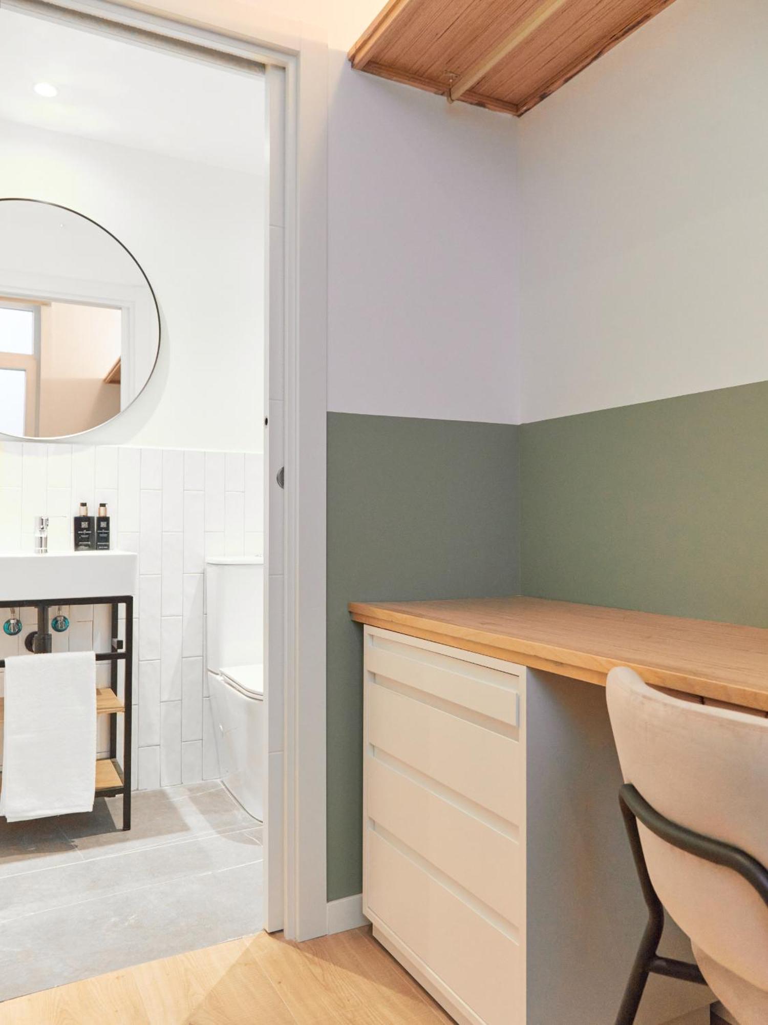 Ola Living Hostal Tetuan มาดริด ภายนอก รูปภาพ