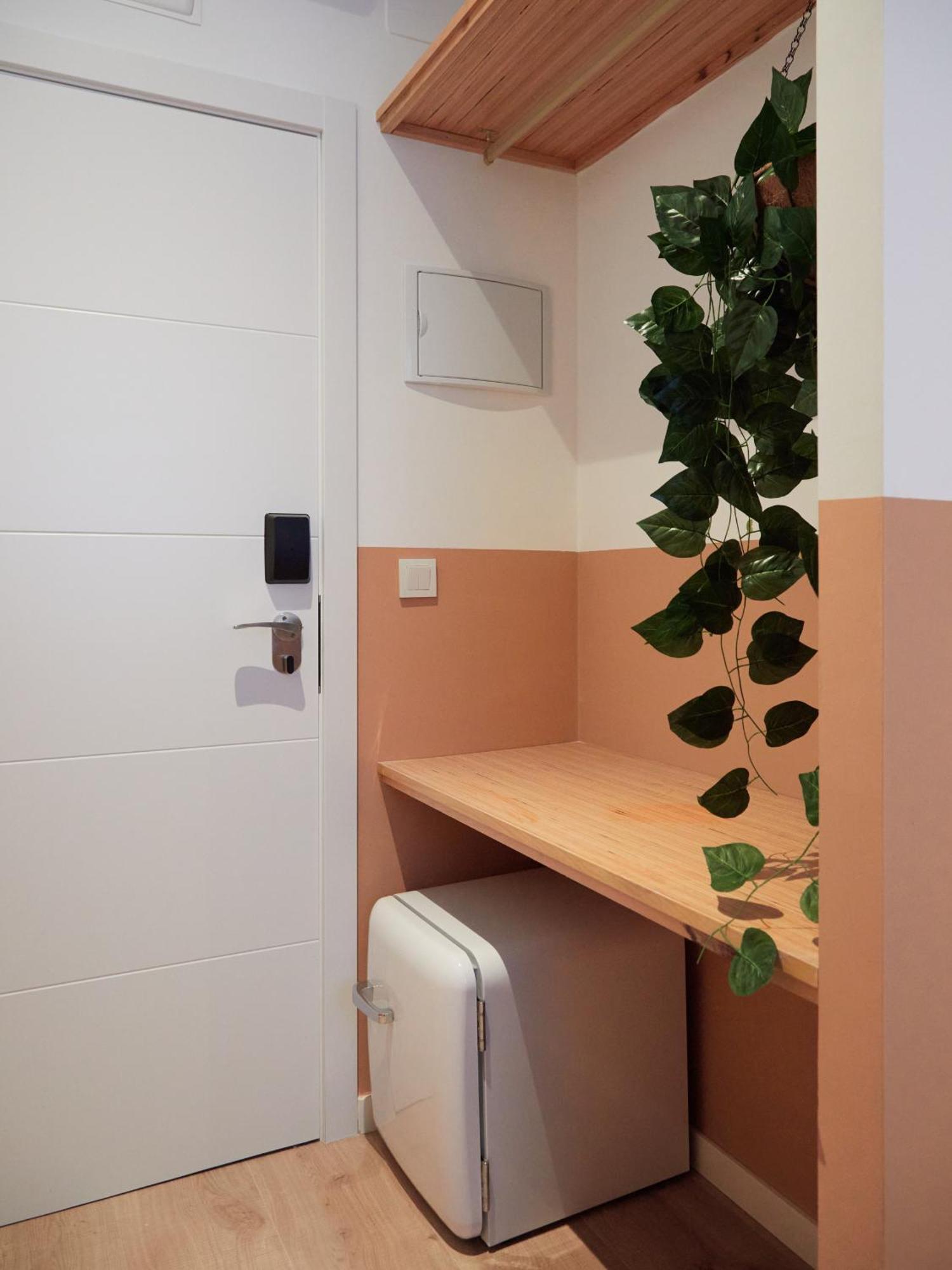 Ola Living Hostal Tetuan มาดริด ภายนอก รูปภาพ